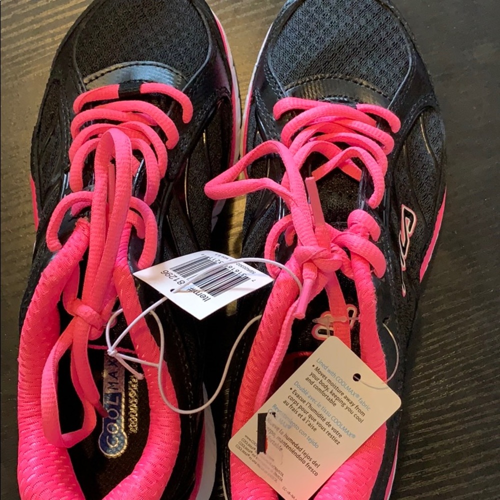 Women’s Shoes